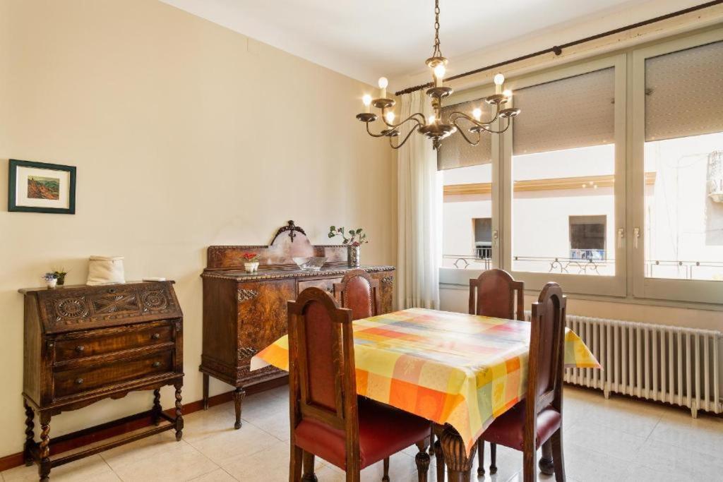 Figueres Old Town Apartment المظهر الخارجي الصورة