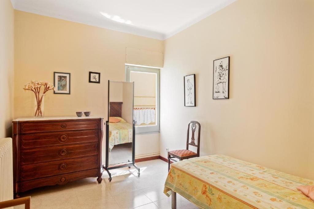 Figueres Old Town Apartment المظهر الخارجي الصورة