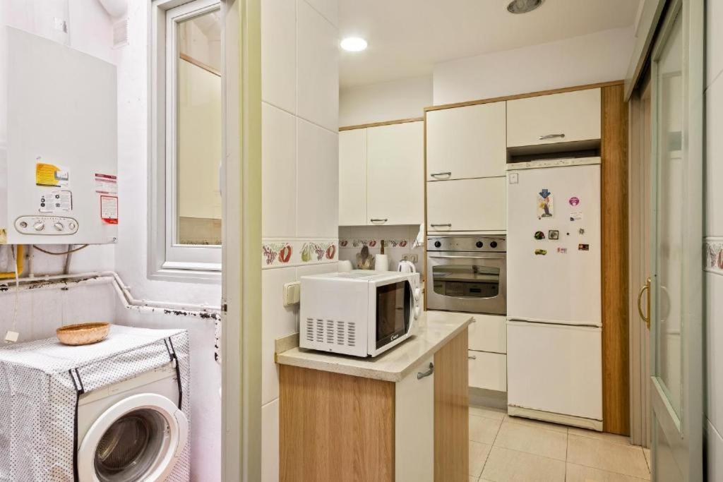 Figueres Old Town Apartment المظهر الخارجي الصورة
