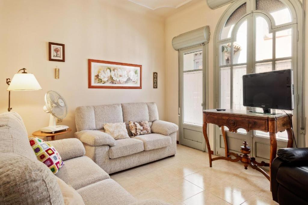 Figueres Old Town Apartment المظهر الخارجي الصورة